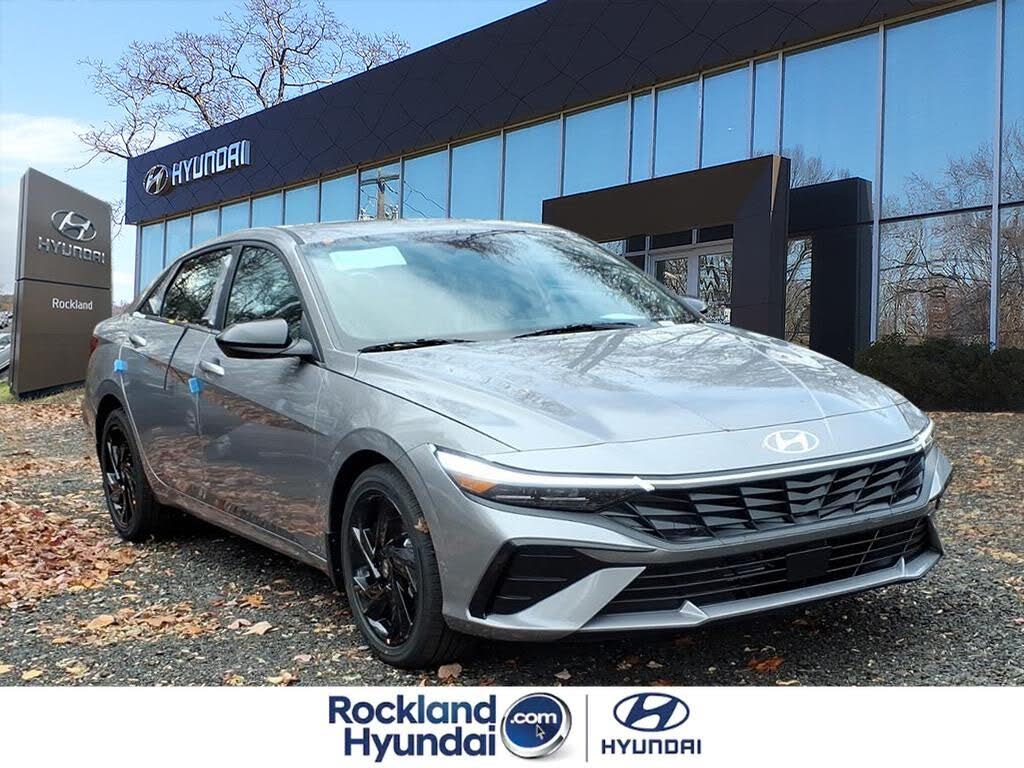 2026 Hyundai Elantra SEL Sport Premium FWD