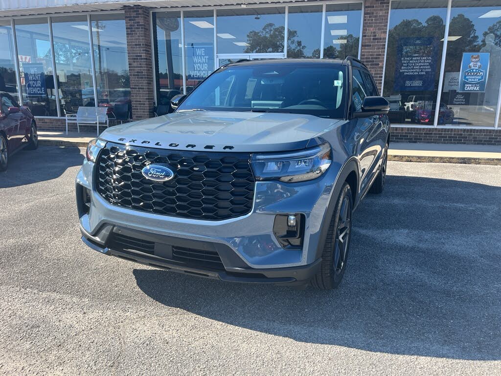 2026 Ford Explorer ST-Line RWD