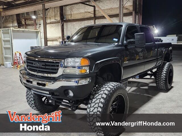 2003 GMC Sierra 2500HD SLE 4WD Crew Cab SB HD
