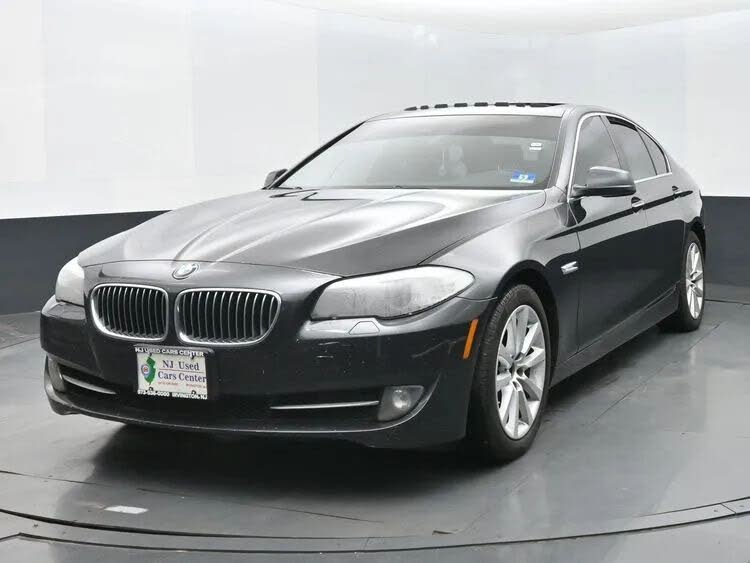 2013 BMW 5 Series 528i xDrive Sedan AWD
