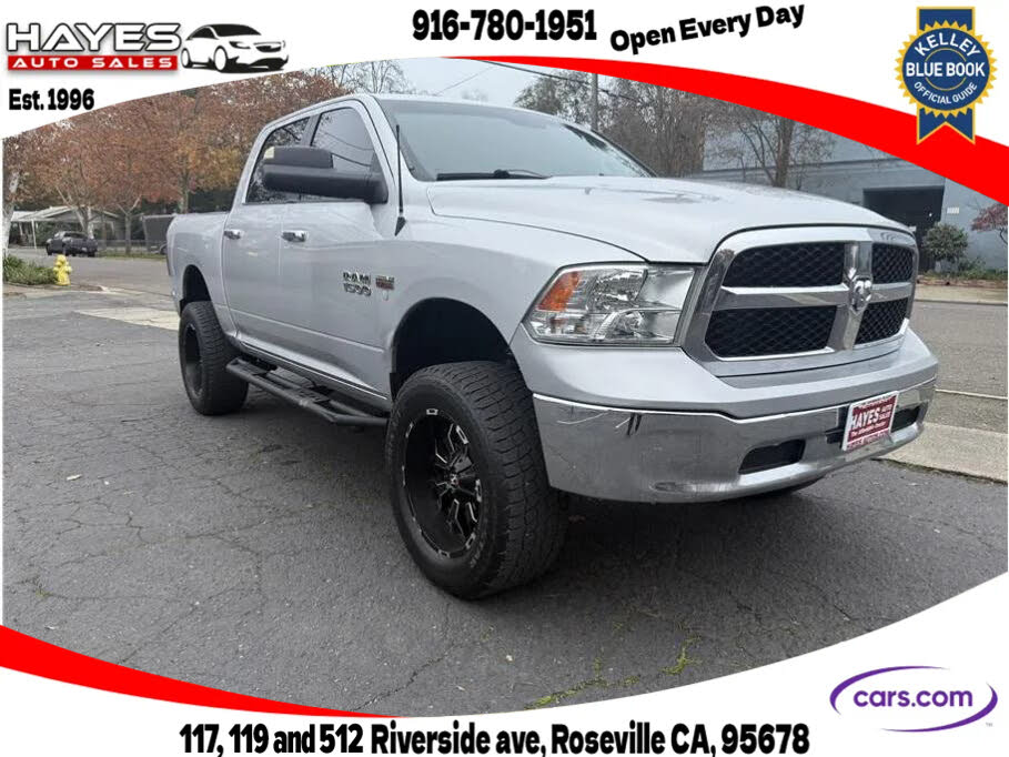 2017 RAM 1500 SLT Crew Cab 4WD
