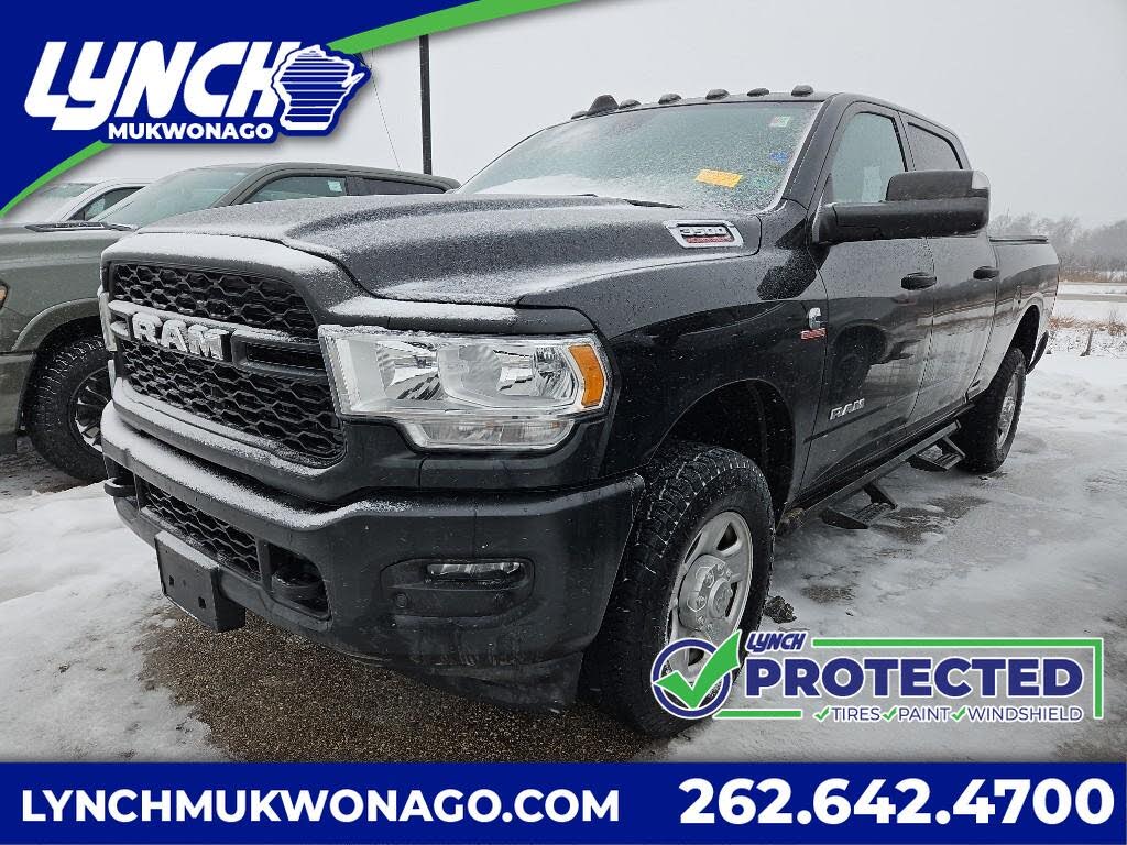 2022 RAM 3500 Tradesman Crew Cab 4WD