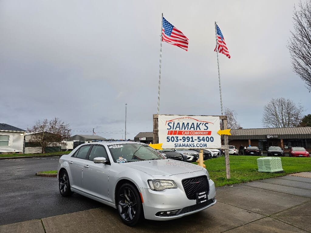 2023 Chrysler 300 S V6 RWD