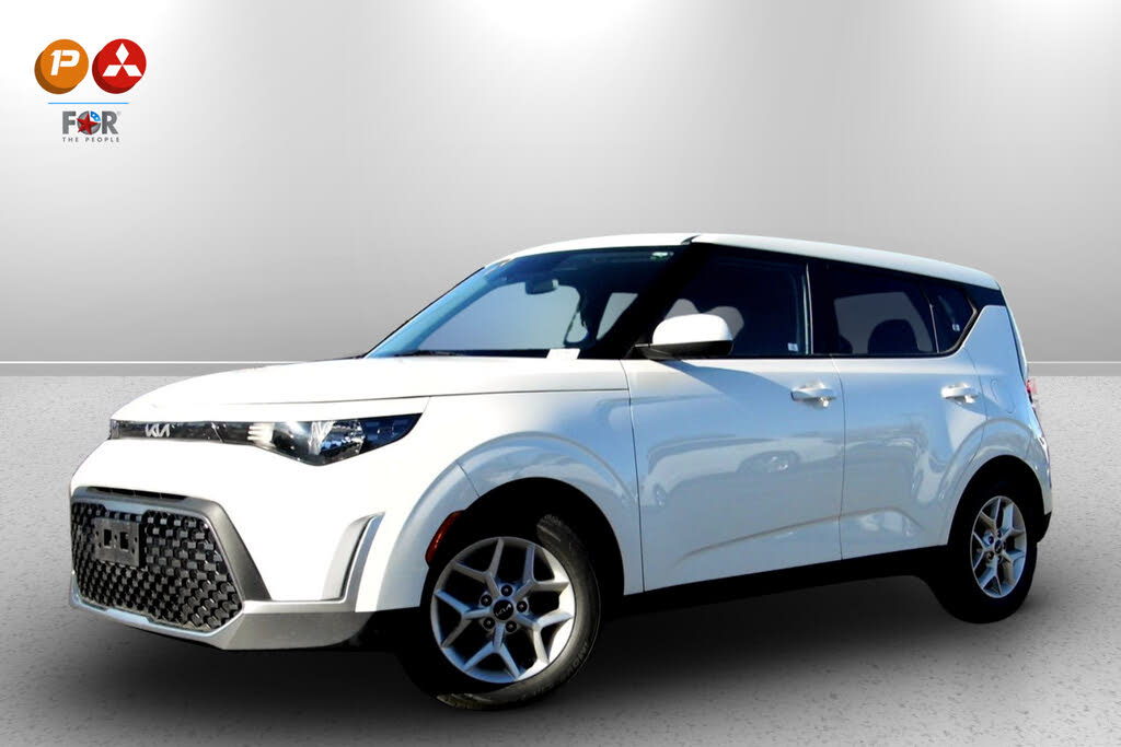 2023 Kia Soul LX FWD