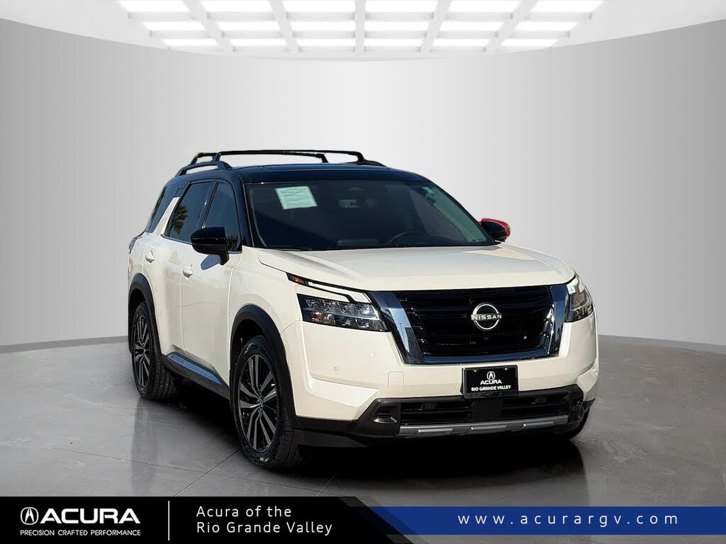 2023 Nissan Pathfinder Platinum FWD