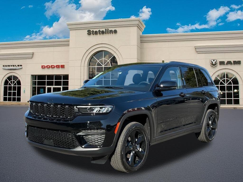 2025 Jeep Grand Cherokee Altitude 4WD