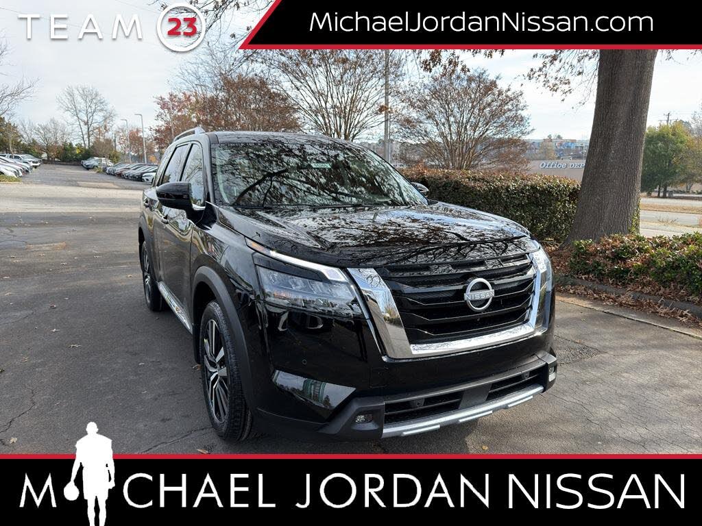 2025 Nissan Pathfinder Platinum 4WD