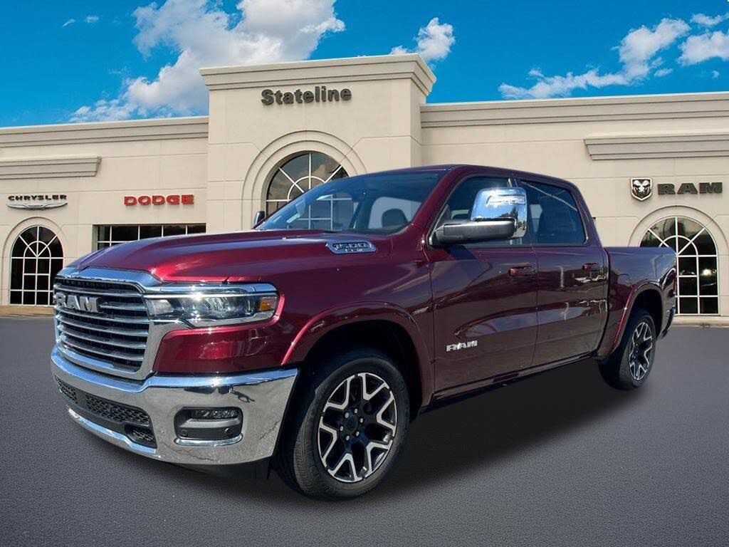 2025 RAM 1500 Laramie Crew Cab 4WD