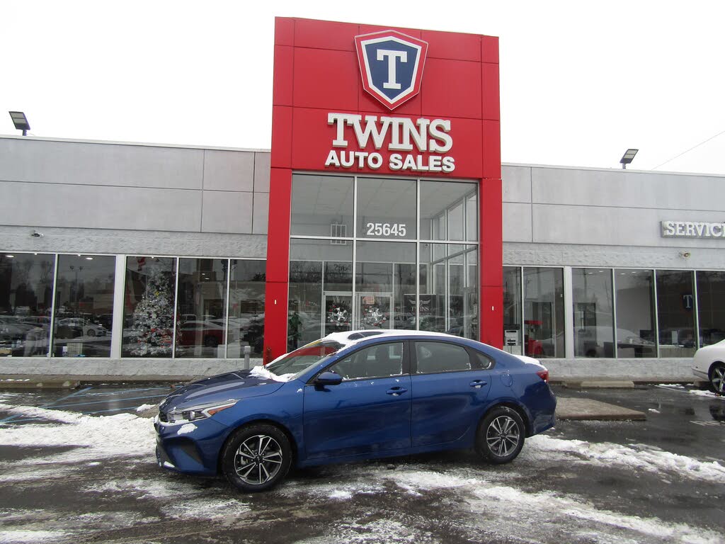 2024 Kia Forte LXS FWD