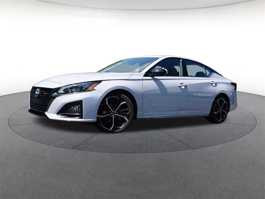 2024 Nissan Altima 2.5 SR FWD