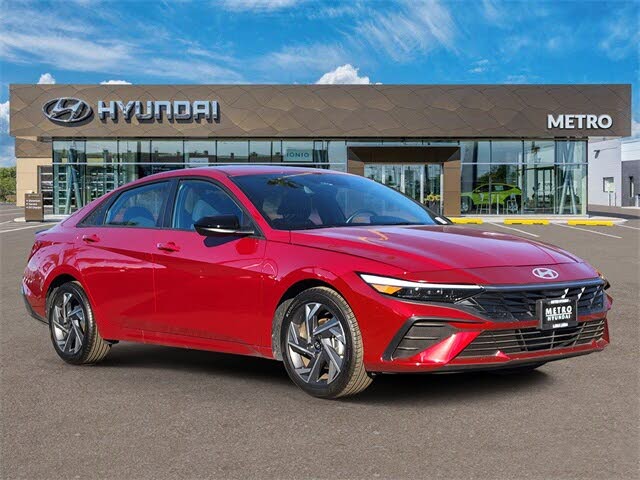 2025 Hyundai Elantra SEL Sport FWD