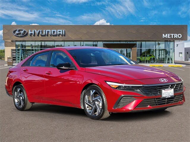 2025 Hyundai Elantra SEL Sport FWD