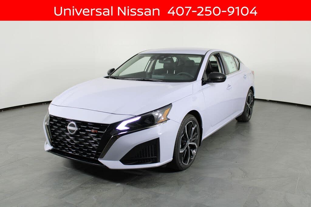 2025 Nissan Altima 2.5 SR FWD
