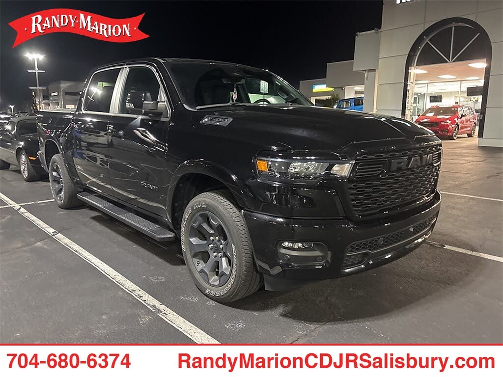 2025 RAM 1500 Big Horn Crew Cab 4WD