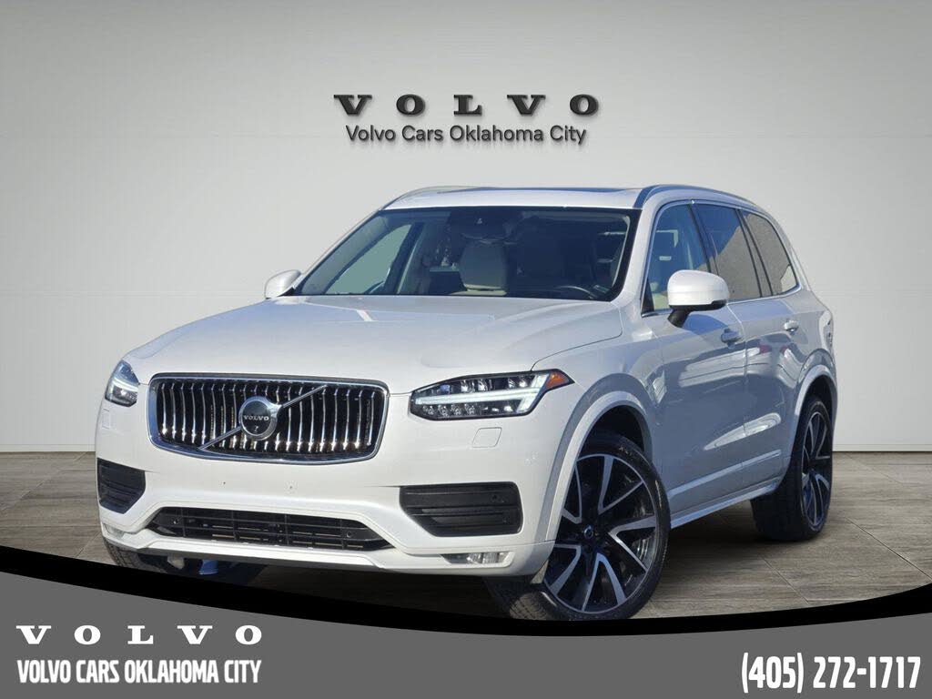 2022 Volvo XC90 T6 Momentum 7-Passenger AWD