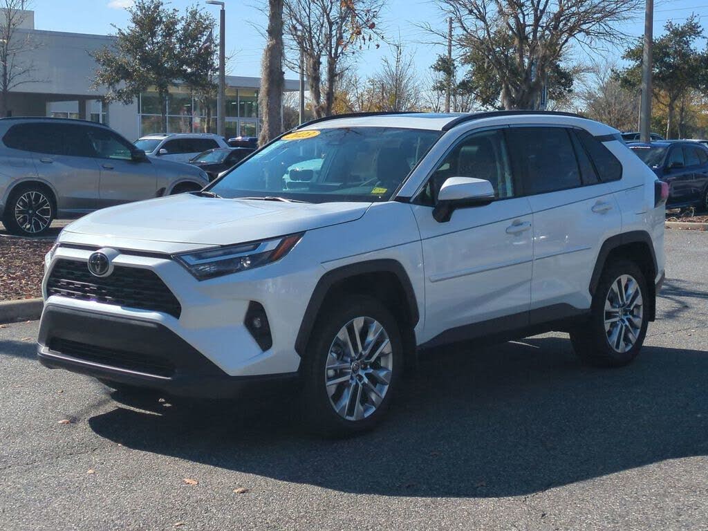 2023 Toyota RAV4 XLE Premium AWD