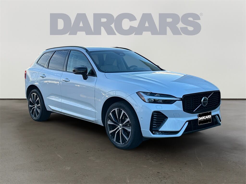 2023 Volvo XC60 B5 Plus Dark Theme AWD