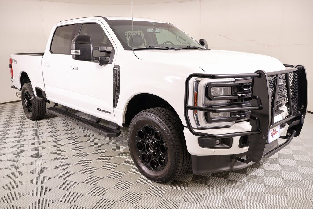 2024 Ford F-250 Super Duty Lariat Crew Cab 4WD
