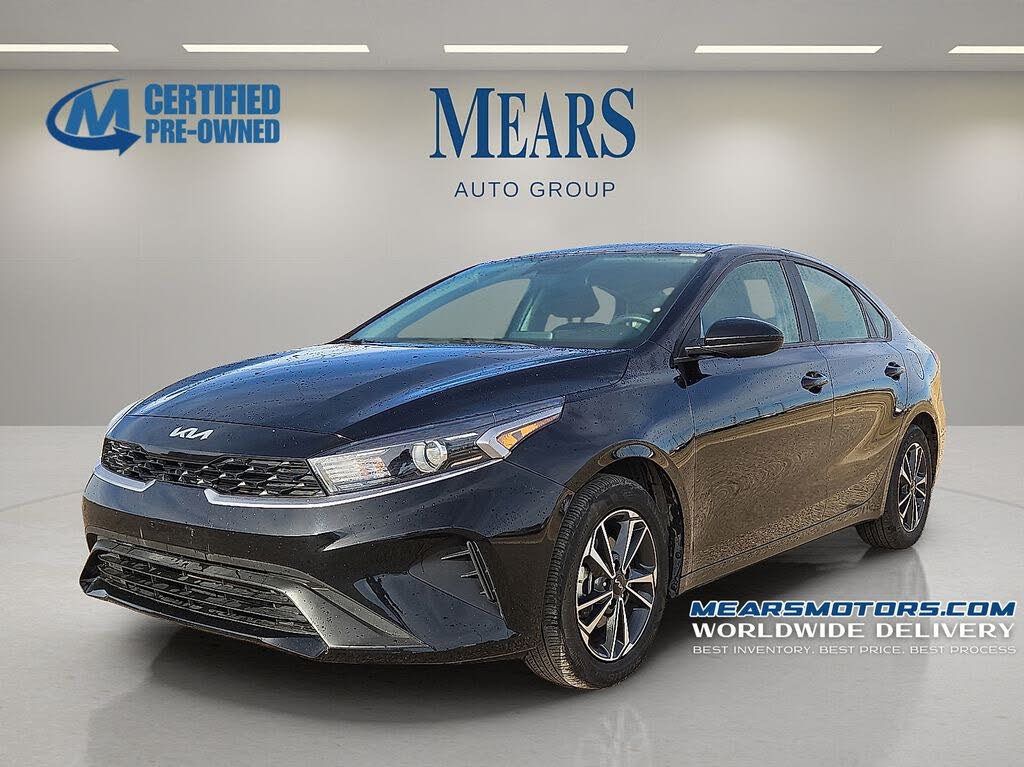 2024 Kia Forte LXS FWD