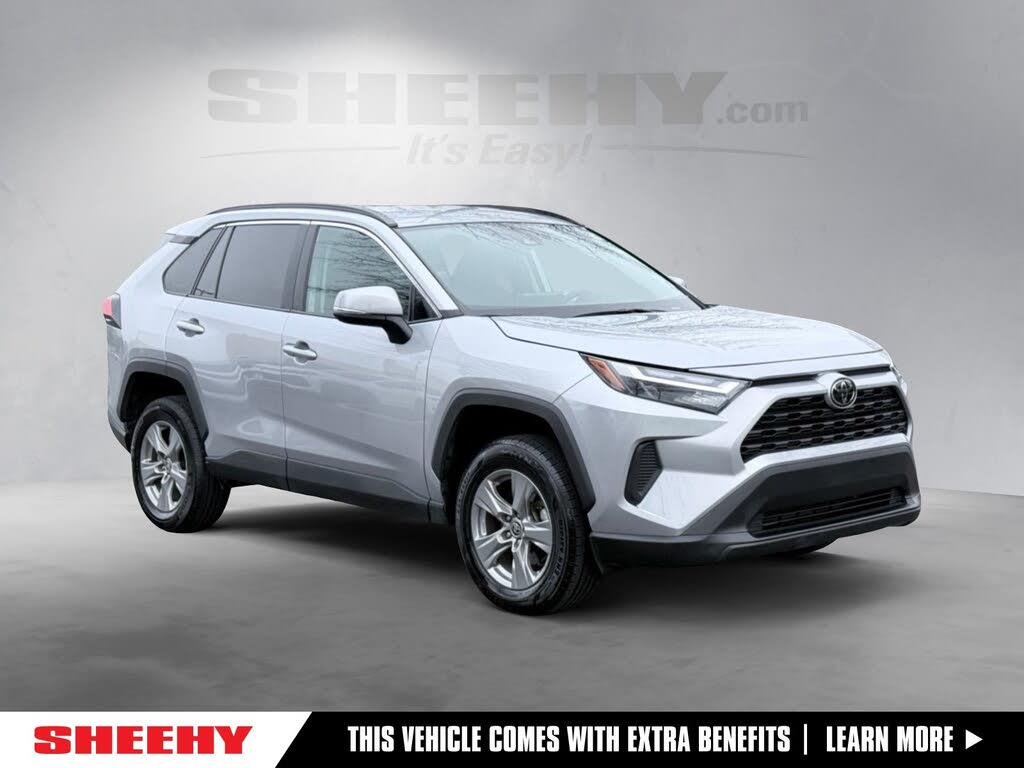 2024 Toyota RAV4 XLE FWD