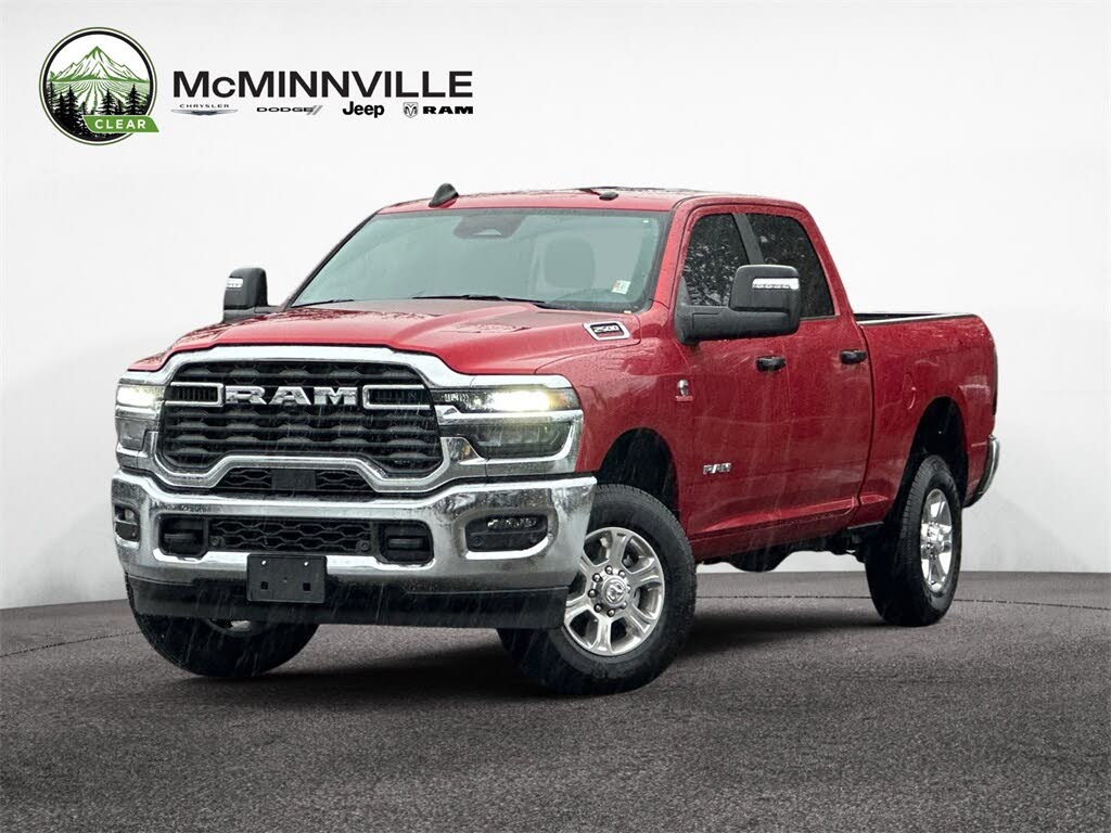 2025 RAM 2500 Big Horn Crew Cab 4WD