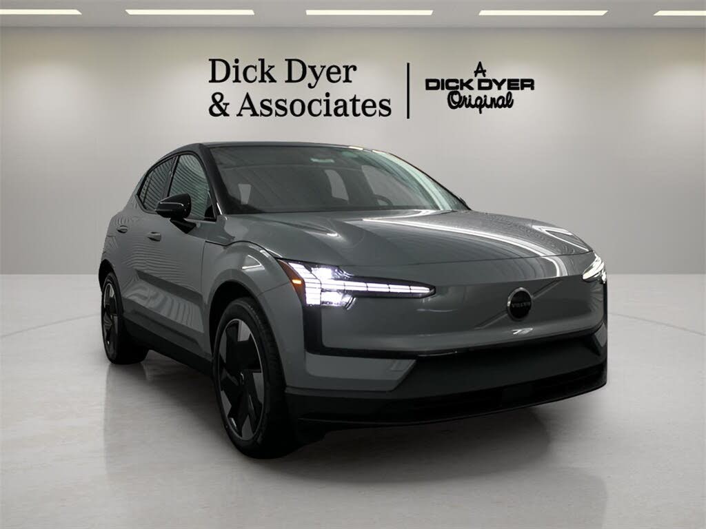 2026 Volvo EX30 Twin Plus eAWD