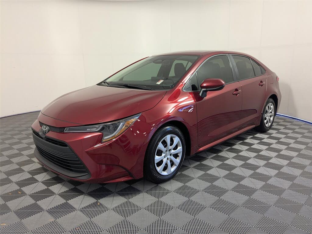 2025 Toyota Corolla LE FWD