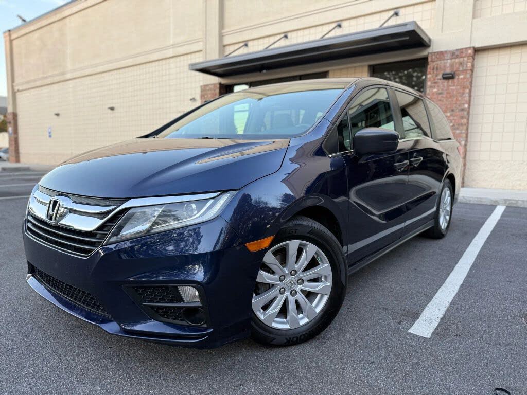 2019 Honda Odyssey LX FWD