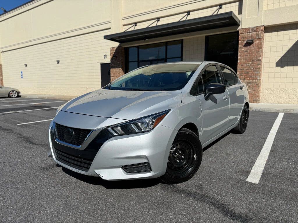 2021 Nissan Versa S FWD