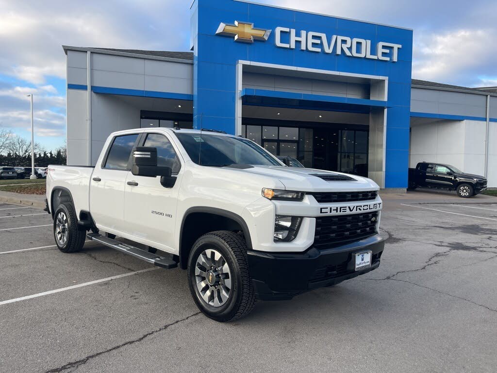 2022 Chevrolet Silverado 2500HD Custom Crew Cab 4WD