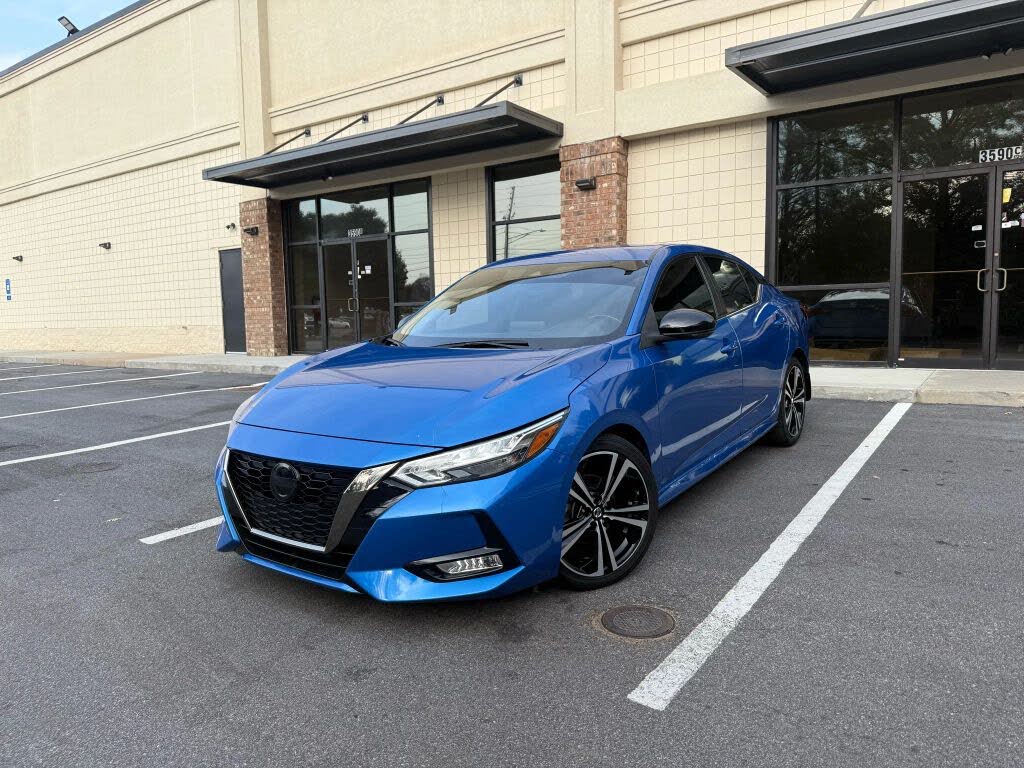 2022 Nissan Sentra SR FWD
