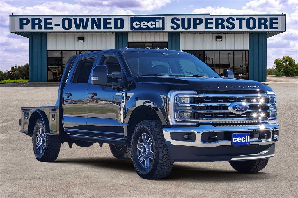 2025 Ford F-350 Super Duty Lariat Crew Cab 4WD