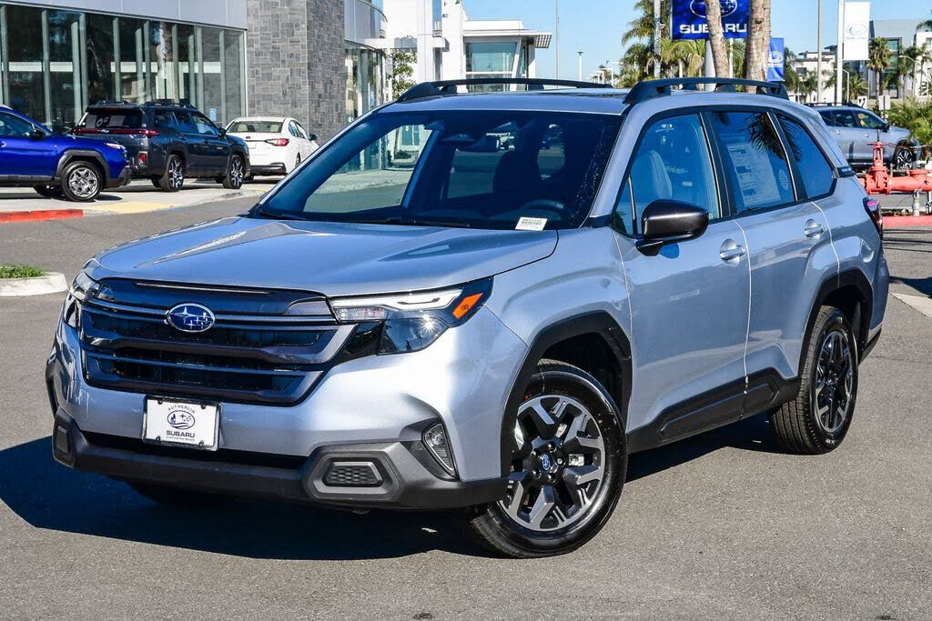 2025 Subaru Forester Premium Crossover AWD