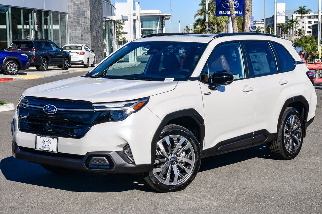 2025 Subaru Forester Hybrid Touring AWD