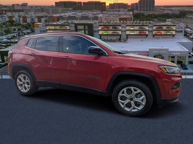 2026 Jeep Compass Latitude 4WD