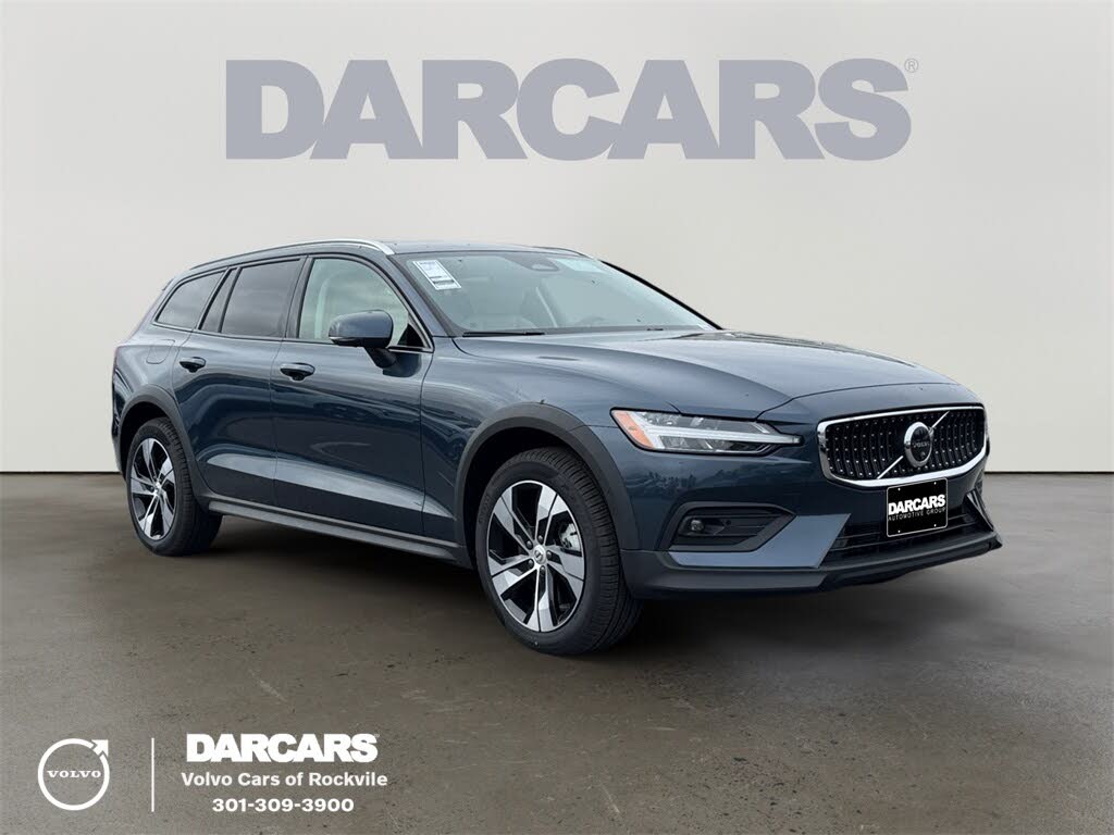 2026 Volvo V60 Cross Country B5 Plus AWD