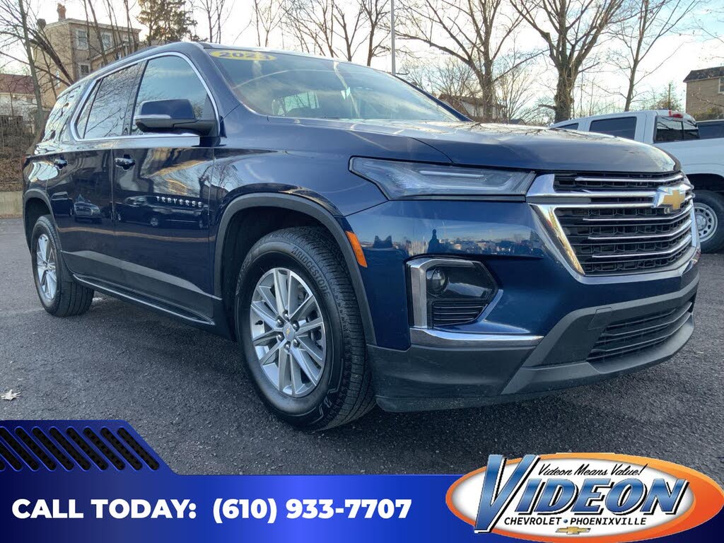 2023 Chevrolet Traverse LT Cloth AWD