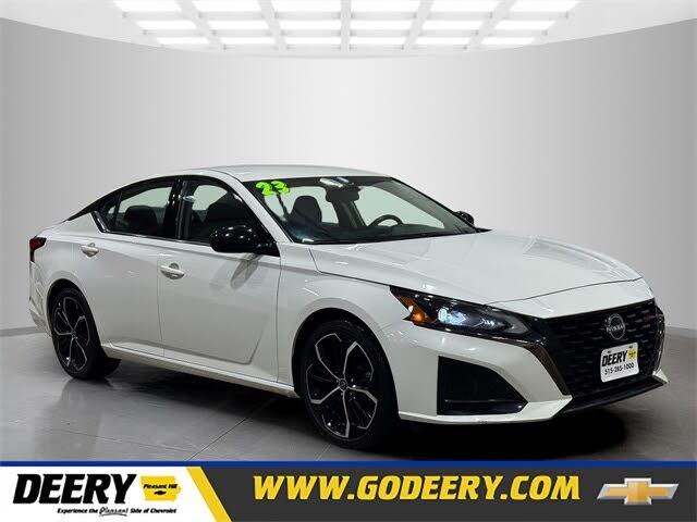 2023 Nissan Altima 2.5 SR FWD