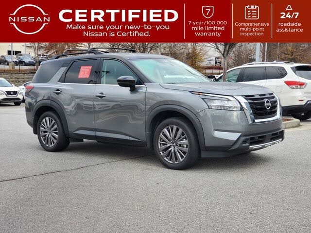 2023 Nissan Pathfinder SL 4WD