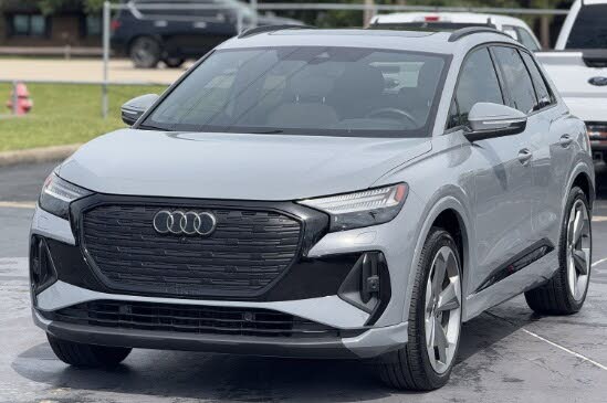 2025 Audi Q4 e-tron quattro Prestige 55