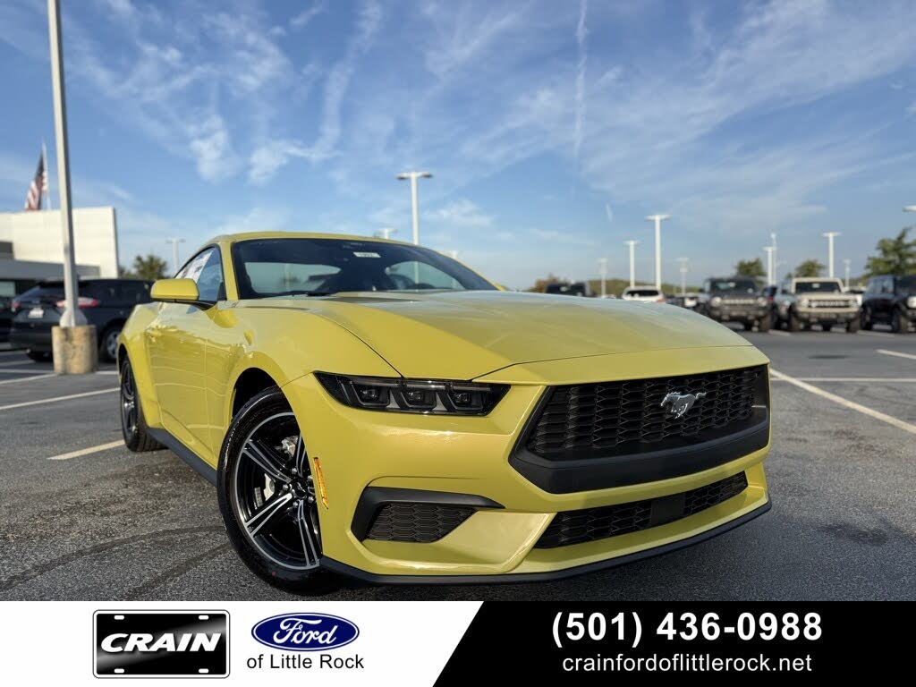 2025 Ford Mustang EcoBoost Fastback RWD