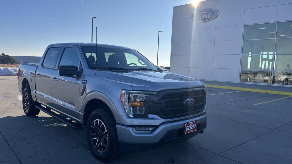 2023 Ford F-150 XLT SuperCrew 4WD