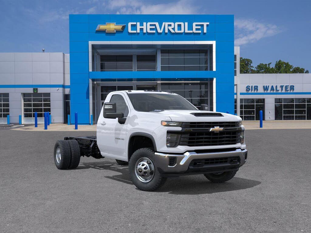 2025 Chevrolet Silverado 3500HD Chassis Work Truck Regular Cab 4WD