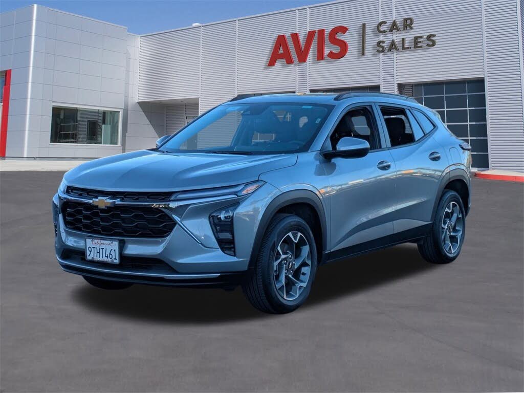 2025 Chevrolet Trax LT FWD