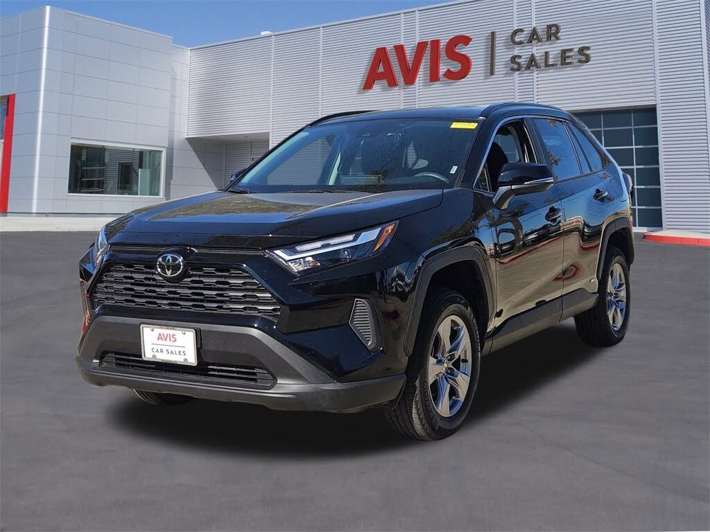 2025 Toyota RAV4 Hybrid XLE AWD