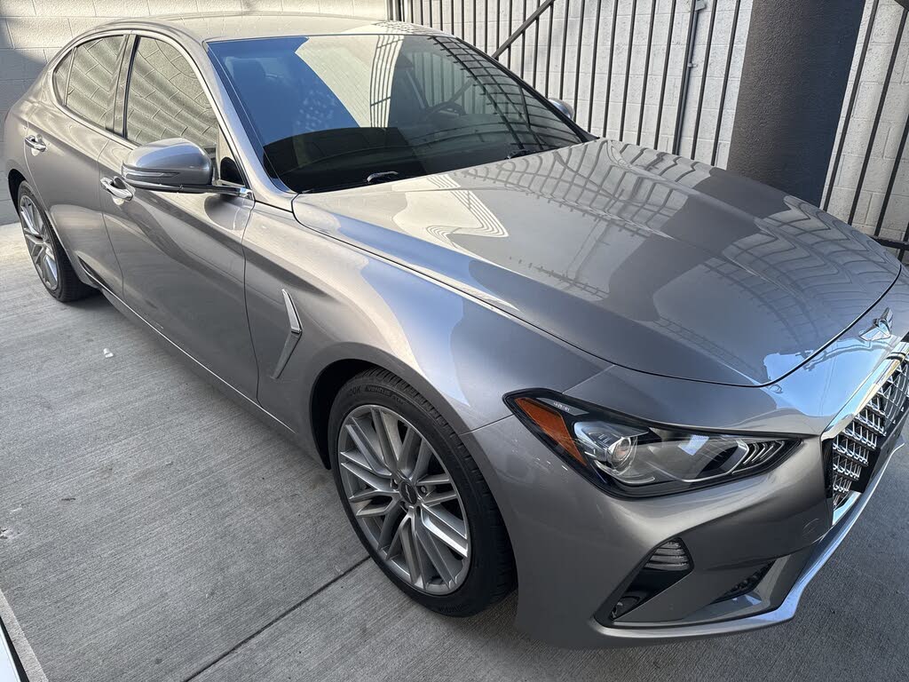 2020 Genesis G70 2.0T RWD
