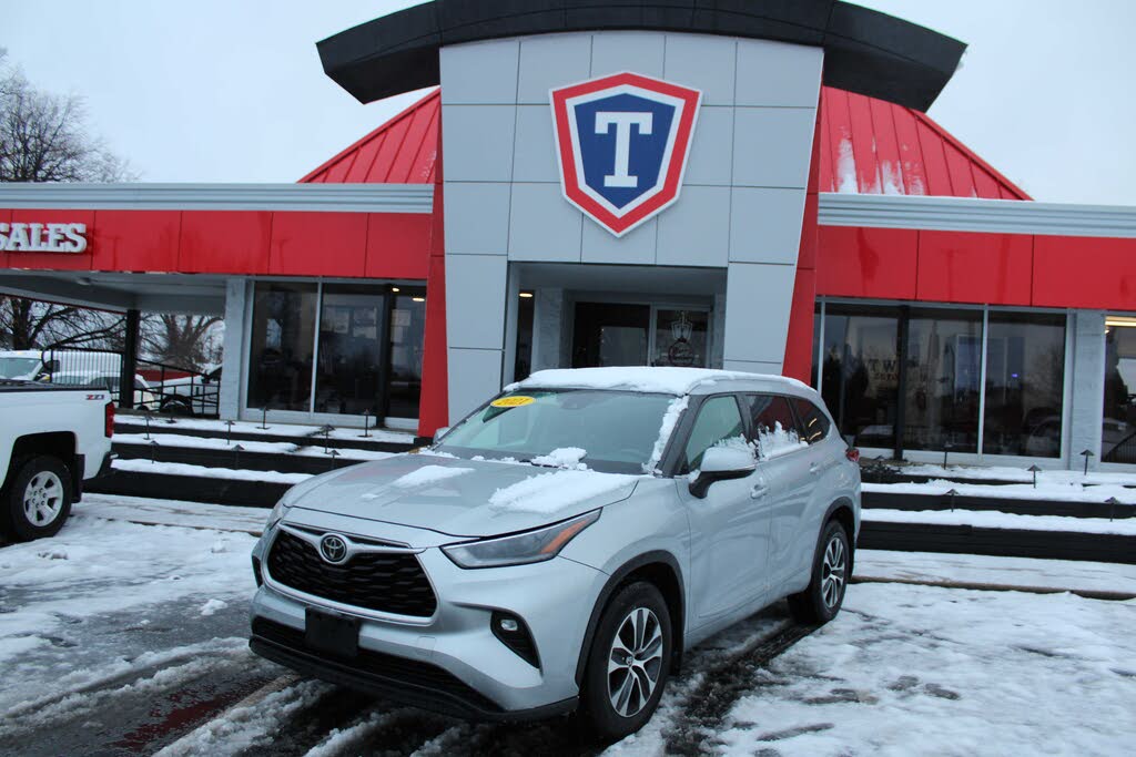 2021 Toyota Highlander XLE AWD