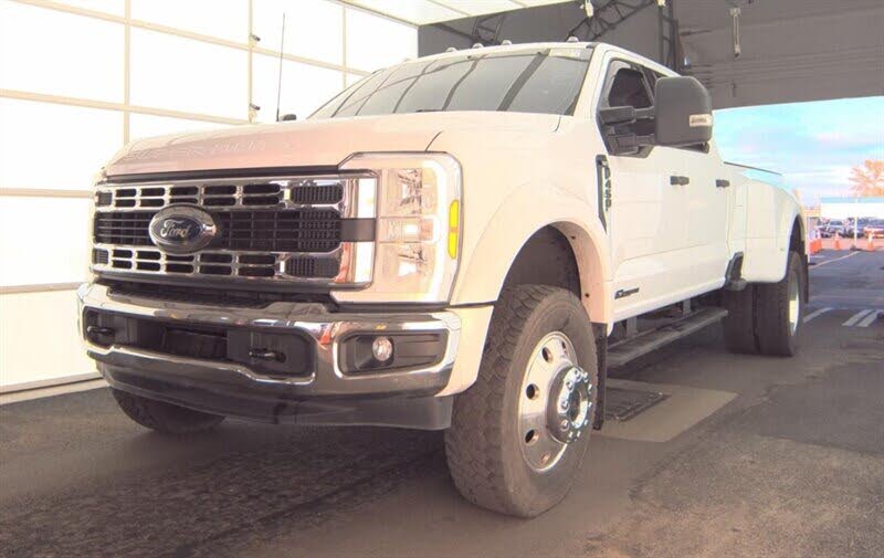 2023 Ford F-450 Super Duty XLT Crew Cab LB DRW 4WD