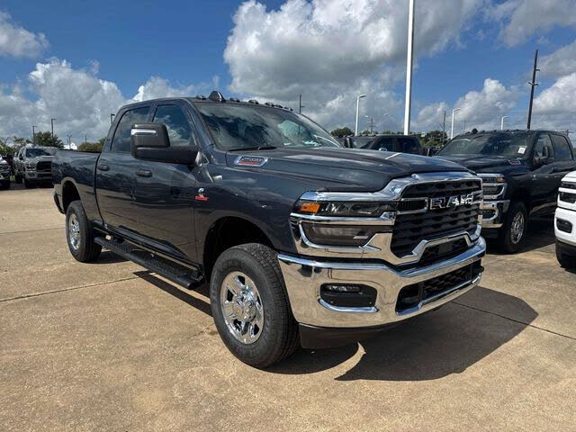 2025 RAM 2500 Tradesman Crew Cab 4WD