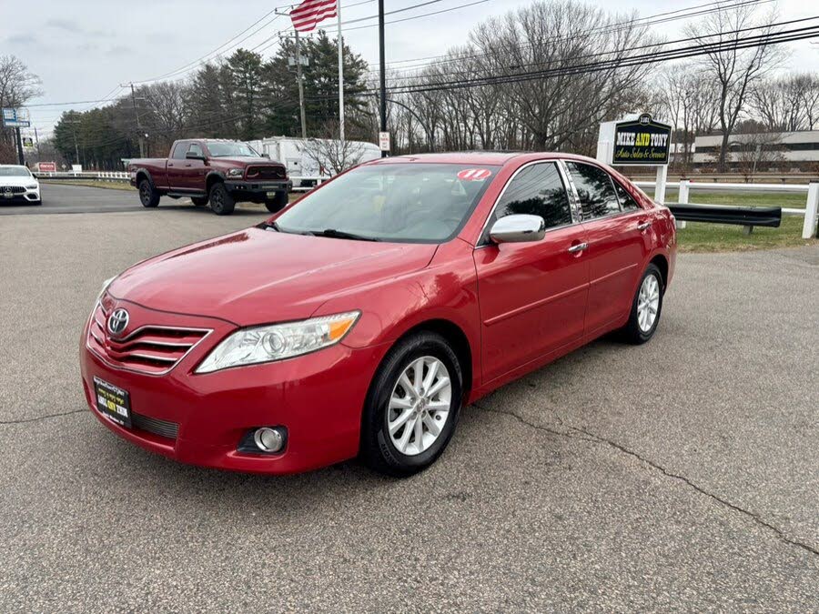 2011 Toyota Camry LE V6